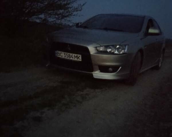 Жовтий Міцубісі Lancer, об'ємом двигуна 2 л та пробігом 175 тис. км за 7100 $, фото 2 на Automoto.ua