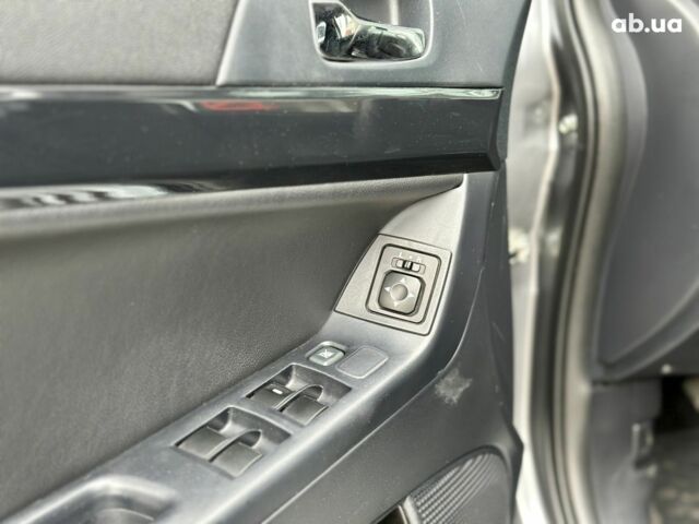 Серый Мицубиси Лансер, объемом двигателя 0 л и пробегом 154 тыс. км за 7600 $, фото 8 на Automoto.ua