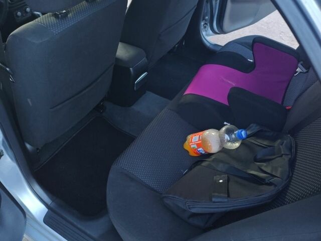 Серый Мицубиси Лансер, объемом двигателя 1.6 л и пробегом 98 тыс. км за 4800 $, фото 3 на Automoto.ua