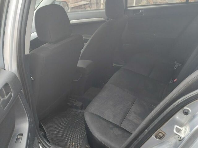 Сірий Міцубісі Lancer, об'ємом двигуна 2 л та пробігом 150 тис. км за 6200 $, фото 4 на Automoto.ua