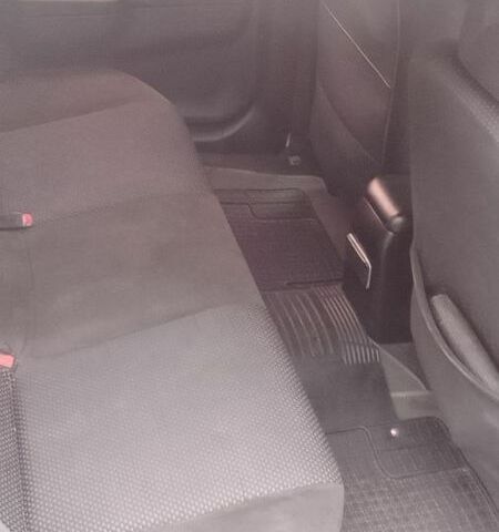 Серый Мицубиси Лансер, объемом двигателя 1.6 л и пробегом 318 тыс. км за 3350 $, фото 20 на Automoto.ua