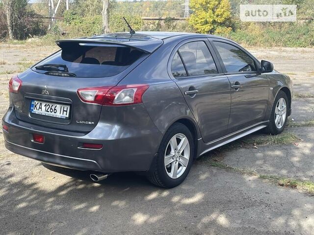 Сірий Міцубісі Lancer, об'ємом двигуна 1.8 л та пробігом 210 тис. км за 7000 $, фото 2 на Automoto.ua