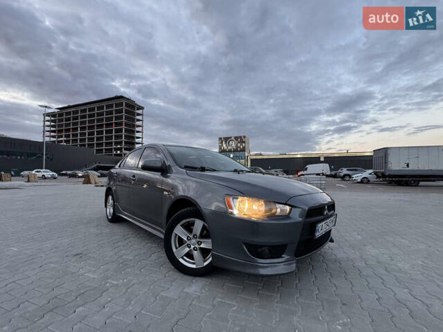 Серый Мицубиси Лансер, объемом двигателя 1.8 л и пробегом 248 тыс. км за 6400 $, фото 14 на Automoto.ua