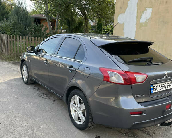Міцубісі Lancer 2009 у Львові на Automoto.ua Сірий Міцубісі Lancer, об'ємом двигуна 2 л та пробігом 268 тис. км за 5900 $, фото 7 на Automoto.ua