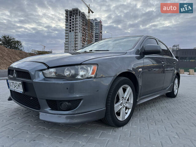 Серый Мицубиси Лансер, объемом двигателя 1.8 л и пробегом 248 тыс. км за 6400 $, фото 4 на Automoto.ua
