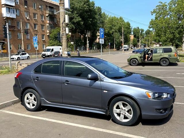 Сірий Міцубісі Lancer, об'ємом двигуна 1.8 л та пробігом 277 тис. км за 6500 $, фото 1 на Automoto.ua
