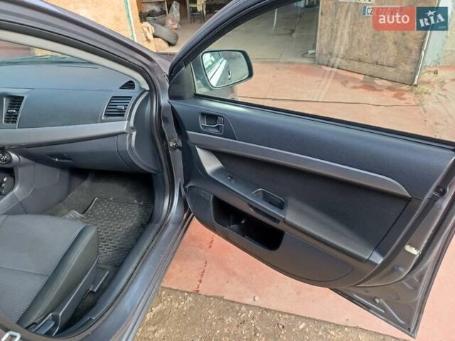 Міцубісі Lancer 2011 у Харкові на Automoto.ua Сірий Міцубісі Lancer, об'ємом двигуна 1.5 л та пробігом 190 тис. км за 6500 $, фото 16 на Automoto.ua