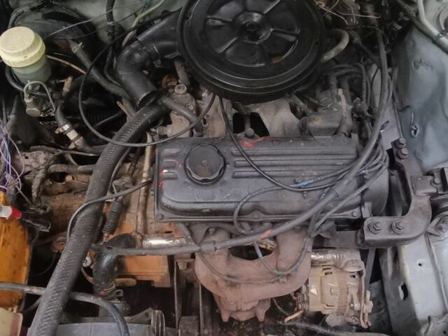 Серый Мицубиси Лансер, объемом двигателя 1.5 л и пробегом 450 тыс. км за 550 $, фото 4 на Automoto.ua