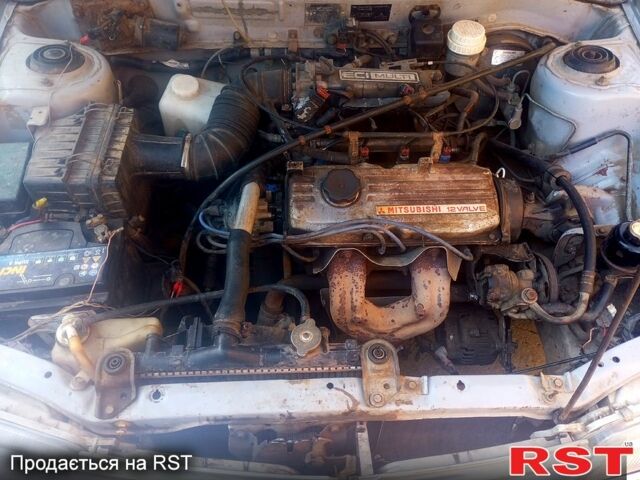 Сірий Міцубісі Lancer, об'ємом двигуна 1.3 л та пробігом 0 тис. км за 1200 $, фото 4 на Automoto.ua