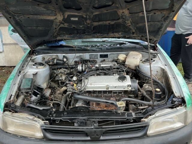 Сірий Міцубісі Lancer, об'ємом двигуна 1.3 л та пробігом 184 тис. км за 1000 $, фото 2 на Automoto.ua