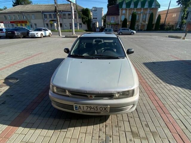 Сірий Міцубісі Lancer, об'ємом двигуна 1.3 л та пробігом 331 тис. км за 800 $, фото 1 на Automoto.ua