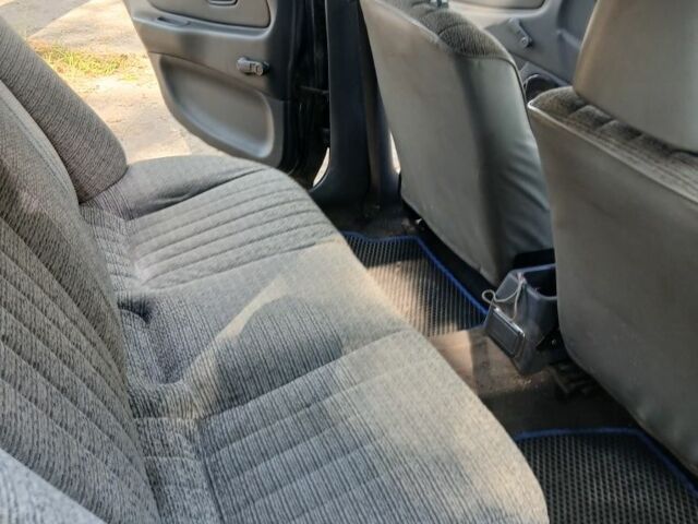 Серый Мицубиси Лансер, объемом двигателя 0 л и пробегом 111 тыс. км за 57000 $, фото 6 на Automoto.ua