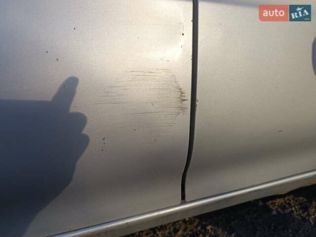 Серый Мицубиси Лансер, объемом двигателя 1.3 л и пробегом 390 тыс. км за 1800 $, фото 42 на Automoto.ua