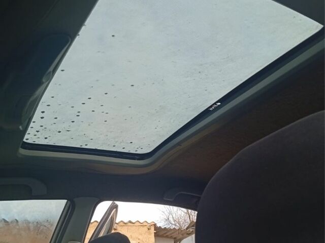 Серый Мицубиси Лансер, объемом двигателя 1.3 л и пробегом 260 тыс. км за 1700 $, фото 2 на Automoto.ua