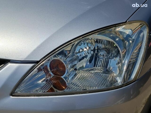 Мицубиси Лансер 2004 в Харькове на Automoto.ua Серый Мицубиси Лансер, объемом двигателя 1.6 л и пробегом 284 тыс. км за 4990 $, фото 3 на Automoto.ua