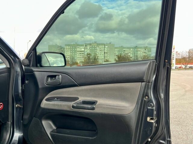 Серый Мицубиси Лансер, объемом двигателя 1.6 л и пробегом 490 тыс. км за 1799 $, фото 15 на Automoto.ua