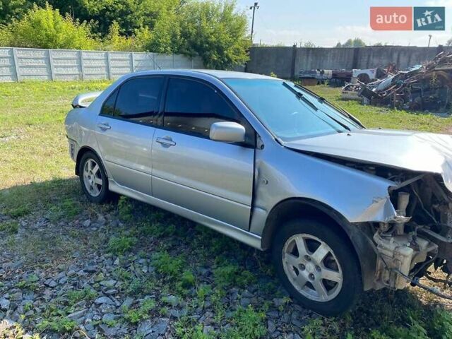 Мицубиси Лансер 2004 в Черкассах на Automoto.ua Серый Мицубиси Лансер, объемом двигателя 1.6 л и пробегом 290 тыс. км за 1600 $, фото 3 на Automoto.ua