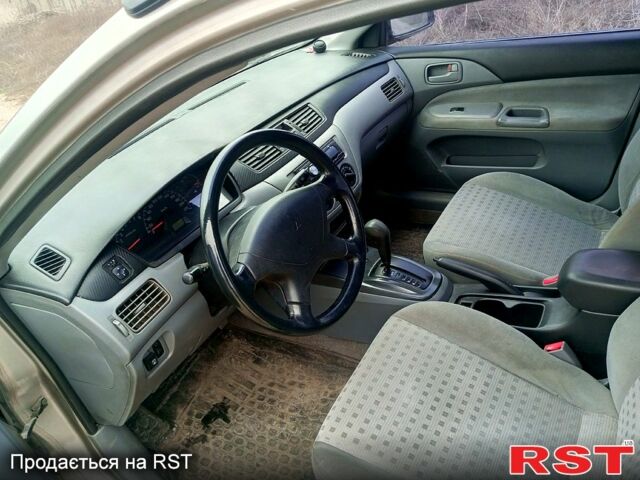 Сірий Міцубісі Lancer, об'ємом двигуна 1.3 л та пробігом 223 тис. км за 4300 $, фото 11 на Automoto.ua
