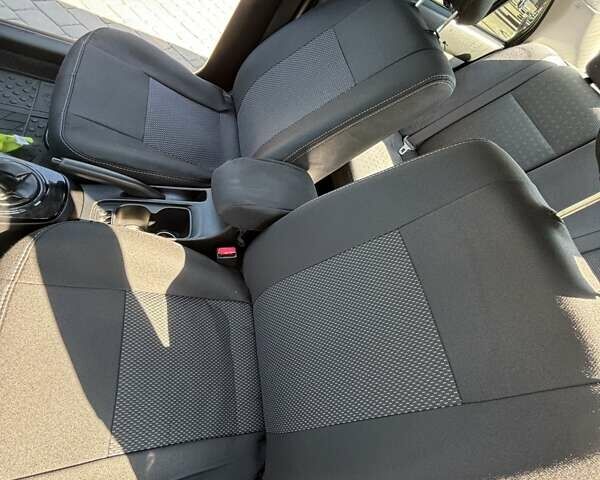 Сірий Міцубісі Lancer, об'ємом двигуна 1.58 л та пробігом 167 тис. км за 5100 $, фото 34 на Automoto.ua