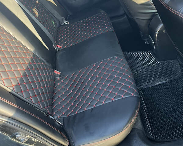 Сірий Міцубісі Lancer, об'ємом двигуна 1.58 л та пробігом 300 тис. км за 3800 $, фото 22 на Automoto.ua