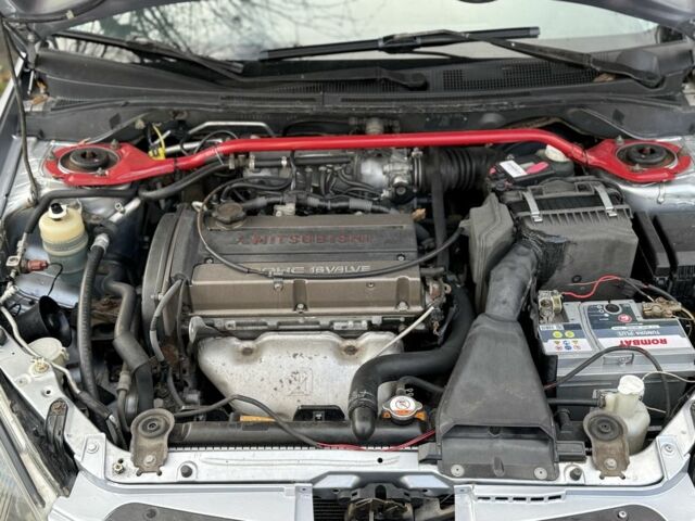 Серый Мицубиси Лансер, объемом двигателя 2 л и пробегом 180 тыс. км за 3700 $, фото 11 на Automoto.ua