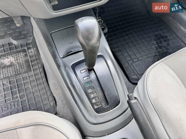 Сірий Міцубісі Lancer, об'ємом двигуна 1.3 л та пробігом 450 тис. км за 2650 $, фото 13 на Automoto.ua