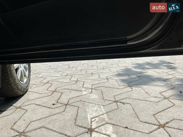 Сірий Міцубісі Lancer, об'ємом двигуна 1.58 л та пробігом 300 тис. км за 3800 $, фото 14 на Automoto.ua