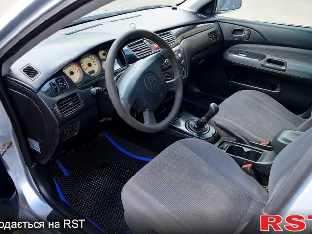 Мицубиси Лансер 2005 в Днепре (Днепропетровске) на Automoto.ua Серый Мицубиси Лансер, объемом двигателя 1.6 л и пробегом 300 тыс. км за 3599 $, фото 6 на Automoto.ua