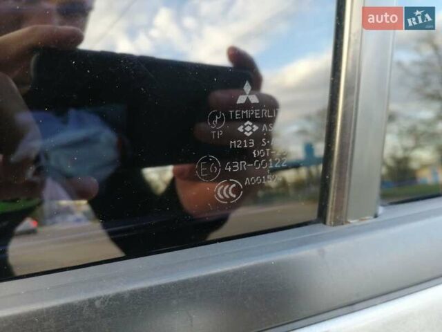 Мицубиси Лансер 2005 в Мукачеве на Automoto.ua Серый Мицубиси Лансер, объемом двигателя 1.6 л и пробегом 416 тыс. км за 4000 $, фото 4 на Automoto.ua
