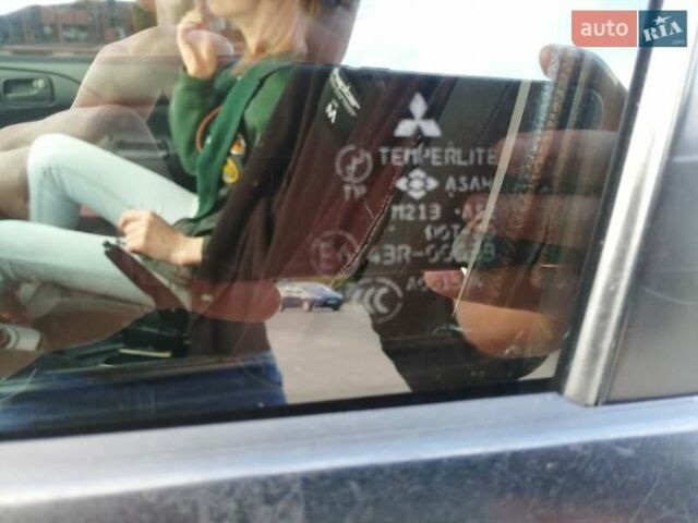 Мицубиси Лансер 2005 в Мукачеве на Automoto.ua Серый Мицубиси Лансер, объемом двигателя 1.6 л и пробегом 416 тыс. км за 4000 $, фото 5 на Automoto.ua