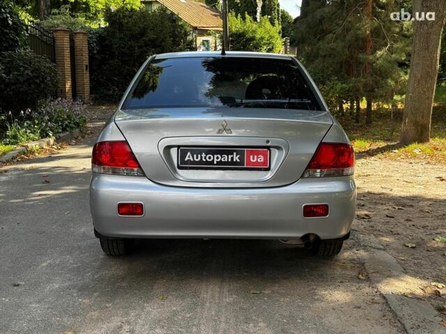 Мицубиси Лансер 2005 в Киеве на Automoto.ua Серый Мицубиси Лансер, объемом двигателя 1.6 л и пробегом 196 тыс. км за 4490 $, фото 7 на Automoto.ua