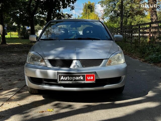 Мицубиси Лансер 2005 в Киеве на Automoto.ua Серый Мицубиси Лансер, объемом двигателя 1.6 л и пробегом 196 тыс. км за 4490 $, фото 1 на Automoto.ua