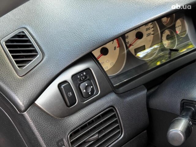 Мицубиси Лансер 2005 в Киеве на Automoto.ua Серый Мицубиси Лансер, объемом двигателя 1.6 л и пробегом 196 тыс. км за 4490 $, фото 14 на Automoto.ua
