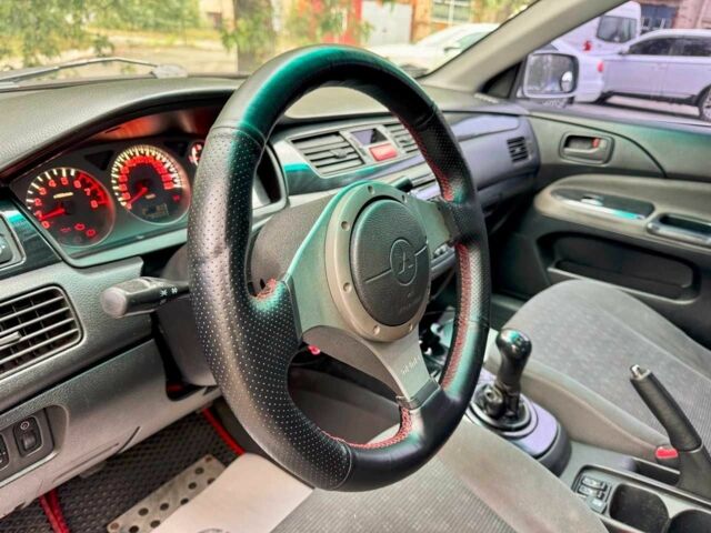 Мицубиси Лансер 2005 в Киеве на Automoto.ua Серый Мицубиси Лансер, объемом двигателя 1.58 л и пробегом 180 тыс. км за 2490 $, фото 16 на Automoto.ua