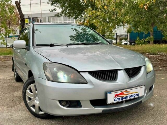 Мицубиси Лансер 2005 в Киеве на Automoto.ua Серый Мицубиси Лансер, объемом двигателя 1.58 л и пробегом 180 тыс. км за 2490 $, фото 4 на Automoto.ua