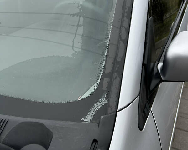 Сірий Міцубісі Lancer, об'ємом двигуна 1.6 л та пробігом 223 тис. км за 3900 $, фото 6 на Automoto.ua