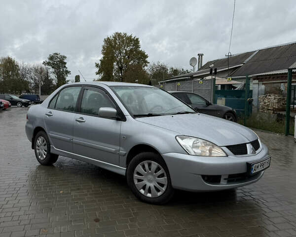 Міцубісі Lancer 2006 у Житомирі на Automoto.ua Сірий Міцубісі Lancer, об'ємом двигуна 1.58 л та пробігом 195 тис. км за 4999 $, фото 1 на Automoto.ua