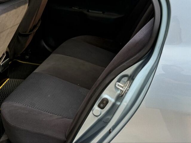 Серый Мицубиси Лансер, объемом двигателя 1.6 л и пробегом 220 тыс. км за 4400 $, фото 12 на Automoto.ua