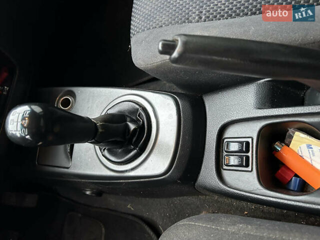 Сірий Міцубісі Lancer, об'ємом двигуна 1.6 л та пробігом 223 тис. км за 3900 $, фото 13 на Automoto.ua