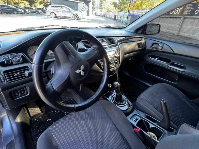 Сірий Міцубісі Lancer, об'ємом двигуна 0 л та пробігом 279 тис. км за 3700 $, фото 9 на Automoto.ua