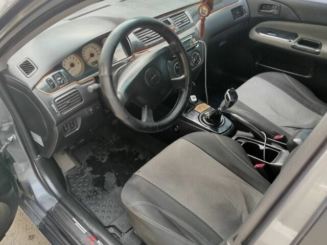 Сірий Міцубісі Lancer, об'ємом двигуна 0 л та пробігом 250 тис. км за 4000 $, фото 4 на Automoto.ua