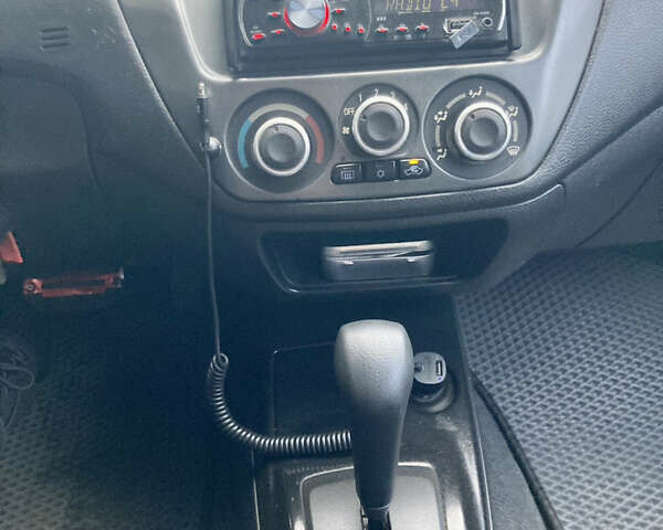 Сірий Міцубісі Lancer, об'ємом двигуна 1.6 л та пробігом 222 тис. км за 4900 $, фото 9 на Automoto.ua