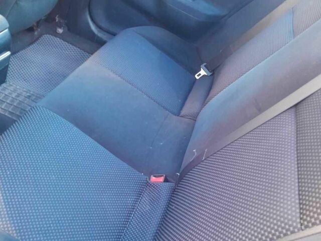 Сірий Міцубісі Lancer, об'ємом двигуна 1.6 л та пробігом 202 тис. км за 3300 $, фото 4 на Automoto.ua