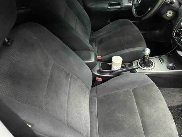 Серый Мицубиси Лансер, объемом двигателя 1.6 л и пробегом 300 тыс. км за 4600 $, фото 12 на Automoto.ua