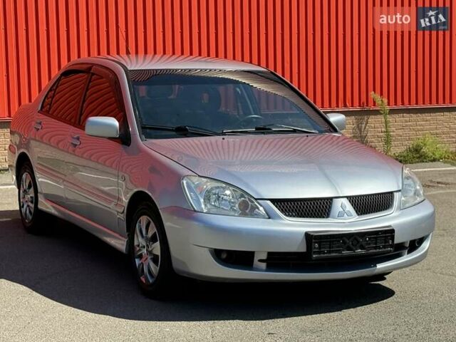 Серый Мицубиси Лансер, объемом двигателя 0 л и пробегом 182 тыс. км за 6500 $, фото 3 на Automoto.ua