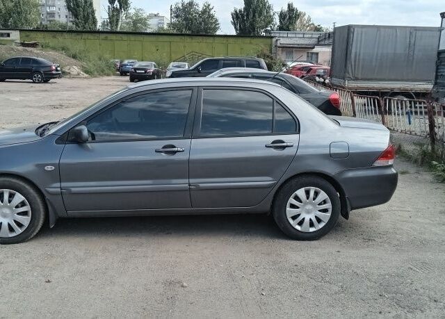 Сірий Міцубісі Lancer, об'ємом двигуна 0 л та пробігом 273 тис. км за 4800 $, фото 2 на Automoto.ua