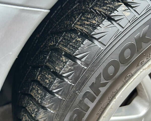 Сірий Міцубісі Lancer, об'ємом двигуна 1.6 л та пробігом 223 тис. км за 3900 $, фото 17 на Automoto.ua