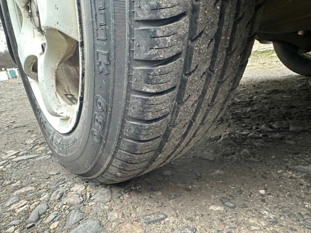 Сірий Міцубісі Lancer, об'ємом двигуна 1.6 л та пробігом 270 тис. км за 2900 $, фото 17 на Automoto.ua