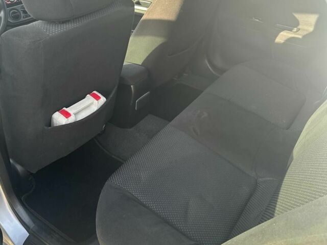 Серый Мицубиси Лансер, объемом двигателя 1.6 л и пробегом 170 тыс. км за 3700 $, фото 5 на Automoto.ua