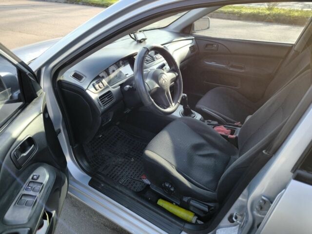 Сірий Міцубісі Lancer, об'ємом двигуна 1.6 л та пробігом 340 тис. км за 3000 $, фото 6 на Automoto.ua